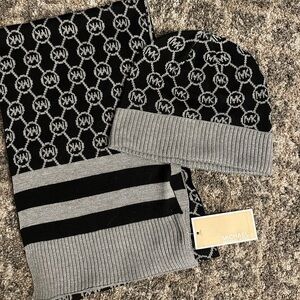 Michael Kors Logo Scarf Hat Set